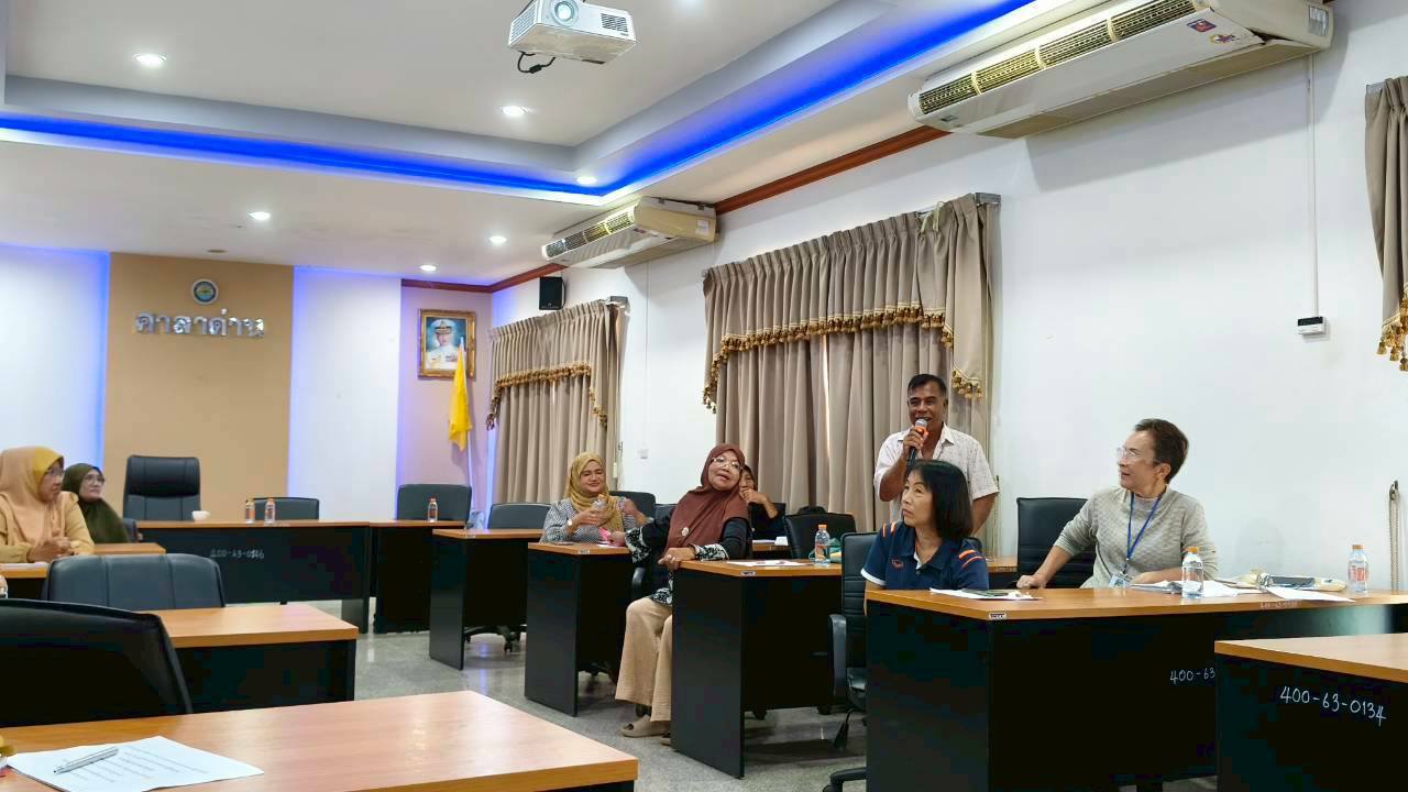 📸 ประมวลภาพ วันที่ 18 พ.ย. 68 ณ ห้องประชุม ทต.ศาลาด่าน
   🎋 กิจกรรมปฐมนิเทศโครงการโรงเรียนผู้สูงอายุเทศบาลตำบลศาลาด่าน ประจำปีงบประมาณ พ.ศ. 2569